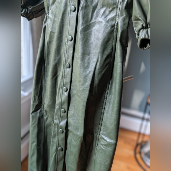 98.Nwt Choosy Faux Leather Green Button-Up Dress‎ - Picture 5 of 8